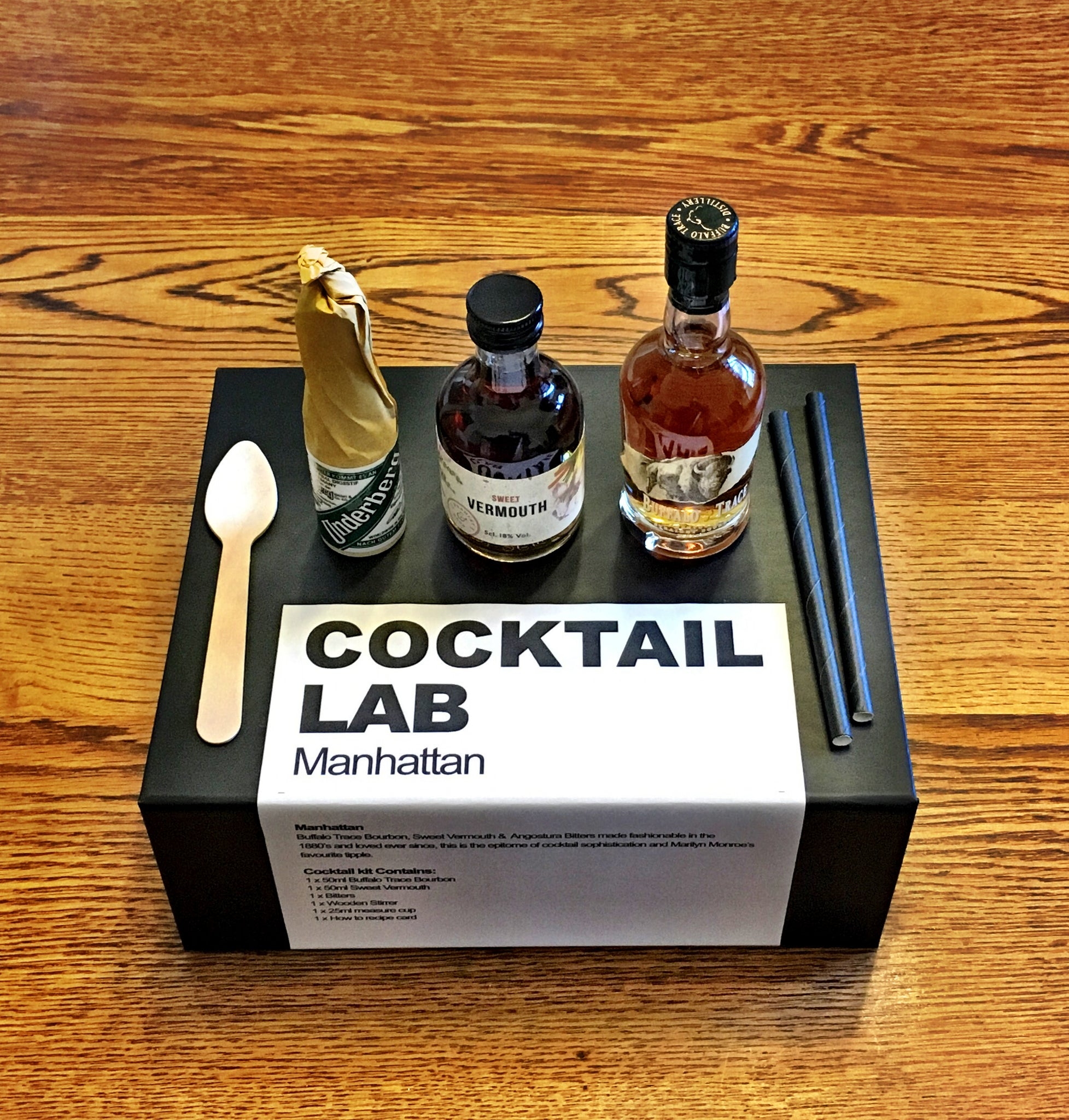 Manhattan Cocktail Kit Gift Box
