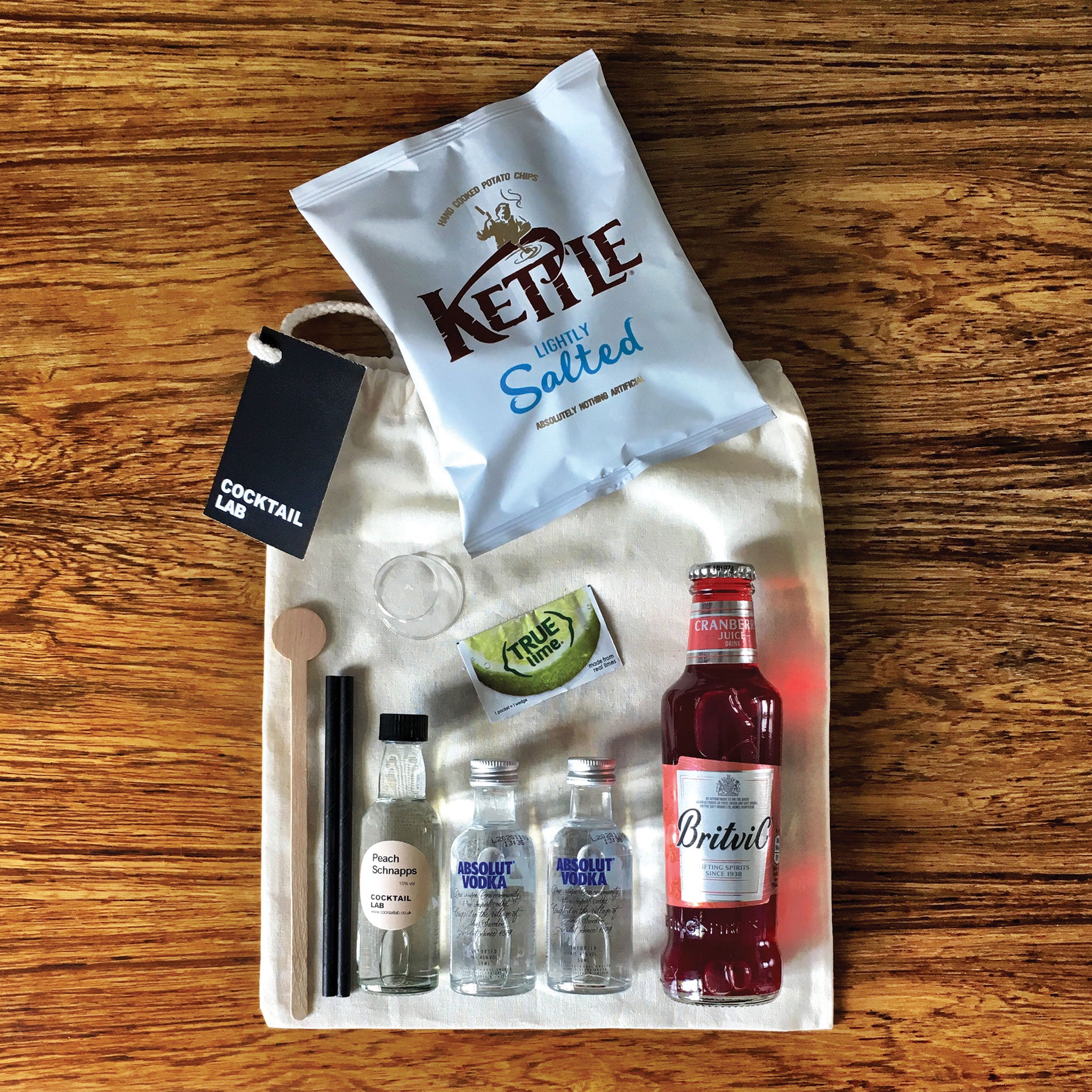 Woo Woo Cocktail Kit & Crisps Gift Bag